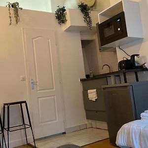Canal Saint Martin Apartments